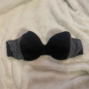 Strapless bra